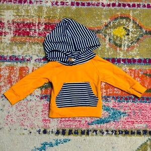 🧜🏼‍♀️3 for $15 item!🧜🏼‍♀️ thin hoodie